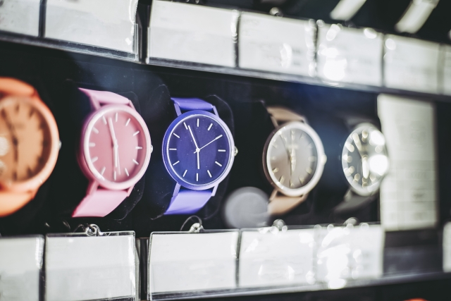 【20代女性に人気の腕時計ブランドランキング】おすすめブランドは？