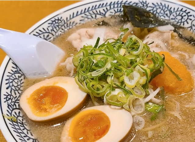 【丸源ラーメン】人気メニューランキングTOP10！好きなメニューは？